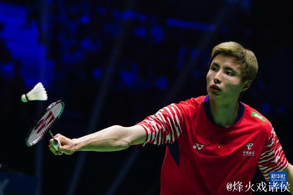 羽毛球世锦赛：石宇奇击败拉克什亚挺进男单32强